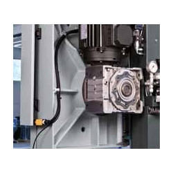 kräftiger Bandantrieb 9,3 kW